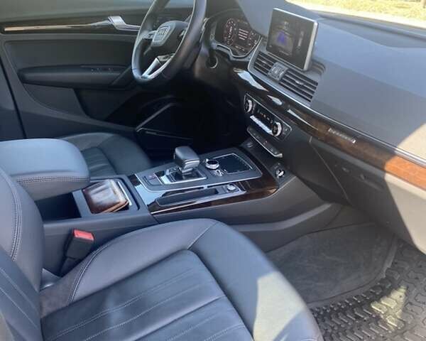 Синий Ауди Ку 5, объемом двигателя 1.98 л и пробегом 53 тыс. км за 28000 $, фото 51 на Automoto.ua