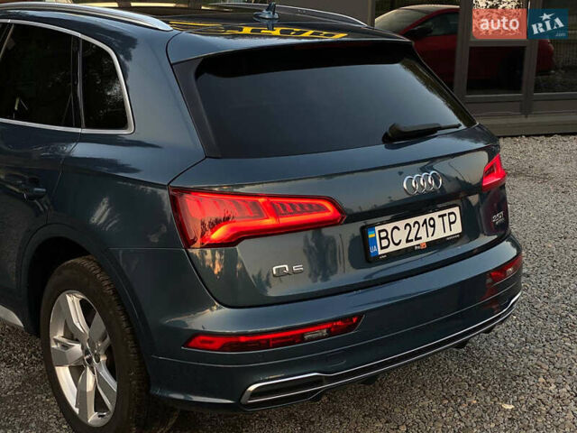 Синий Ауди Ку 5, объемом двигателя 1.98 л и пробегом 83 тыс. км за 27900 $, фото 4 на Automoto.ua