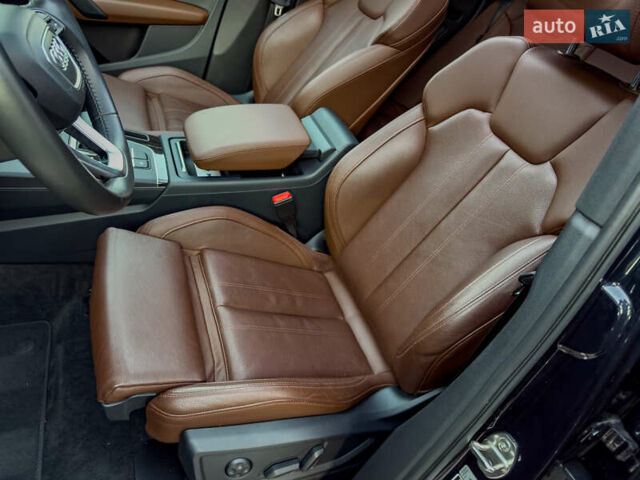 Синій Ауді Ку 5, об'ємом двигуна 2 л та пробігом 86 тис. км за 32999 $, фото 37 на Automoto.ua