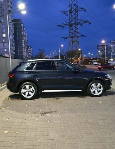 Синий Ауди Ку 5, объемом двигателя 2 л и пробегом 150 тыс. км за 22500 $, фото 19 на Automoto.ua