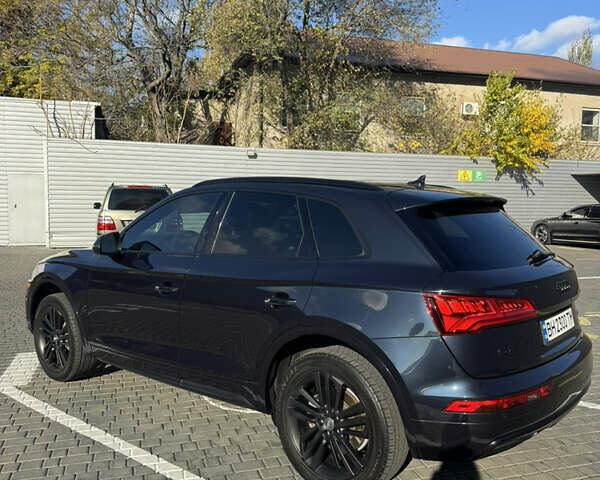 Синий Ауди Ку 5, объемом двигателя 1.98 л и пробегом 79 тыс. км за 29000 $, фото 2 на Automoto.ua