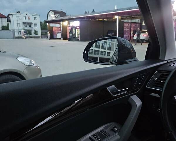 Синий Ауди Ку 5, объемом двигателя 1.98 л и пробегом 80 тыс. км за 33900 $, фото 6 на Automoto.ua