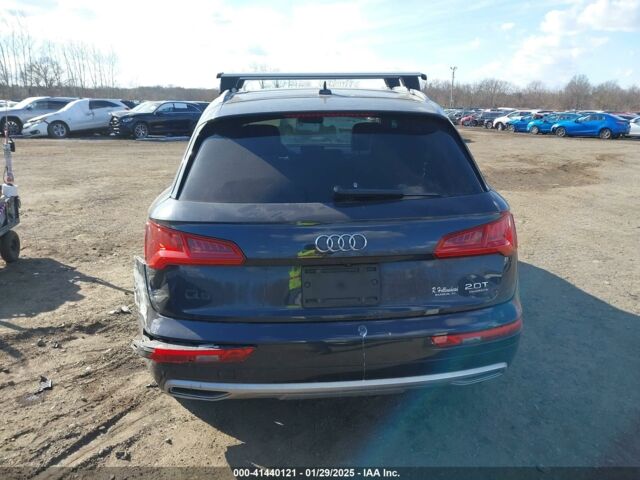 Синий Ауди Ку 5, объемом двигателя 2 л и пробегом 178 тыс. км за 17300 $, фото 4 на Automoto.ua