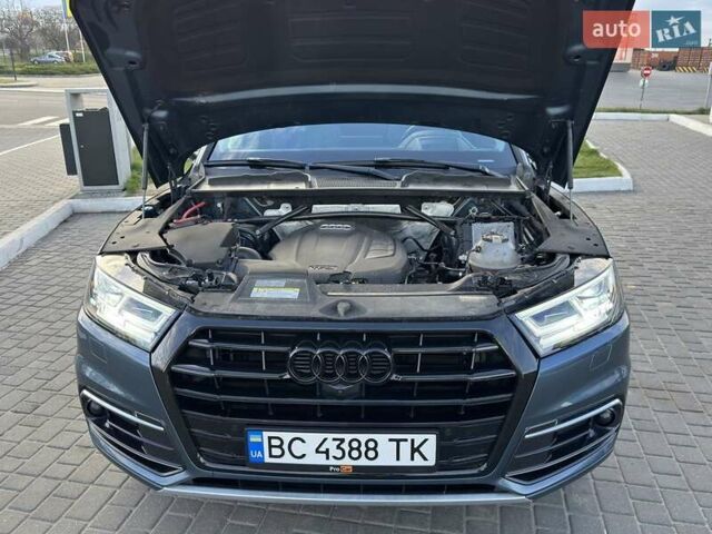 Синій Ауді Ку 5, об'ємом двигуна 1.98 л та пробігом 82 тис. км за 32000 $, фото 36 на Automoto.ua