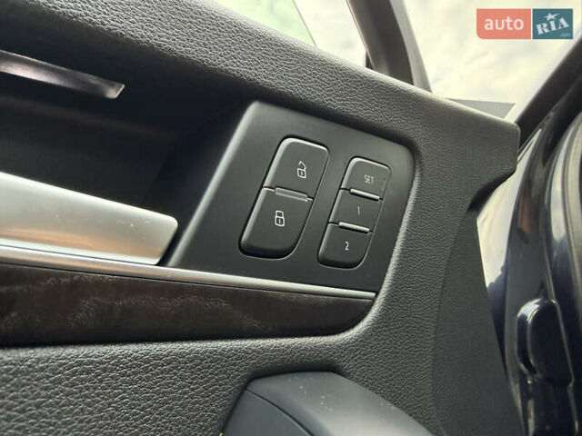 Синий Ауди Ку 5, объемом двигателя 2 л и пробегом 177 тыс. км за 24799 $, фото 30 на Automoto.ua