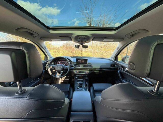 Синий Ауди Ку 5, объемом двигателя 2 л и пробегом 130 тыс. км за 28000 $, фото 16 на Automoto.ua