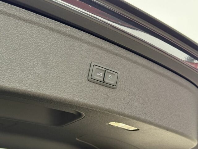 Синий Ауди Ку 5, объемом двигателя 2 л и пробегом 105 тыс. км за 24200 $, фото 18 на Automoto.ua