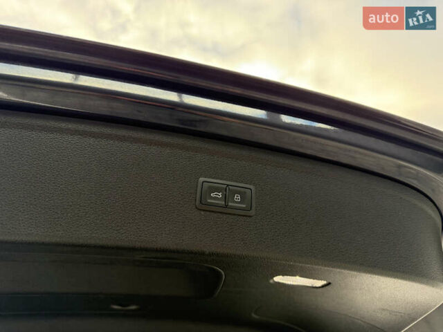 Синий Ауди Ку 5, объемом двигателя 2 л и пробегом 177 тыс. км за 24799 $, фото 66 на Automoto.ua