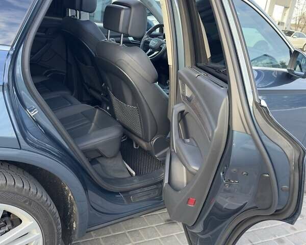 Синій Ауді Ку 5, об'ємом двигуна 1.98 л та пробігом 82 тис. км за 32000 $, фото 27 на Automoto.ua