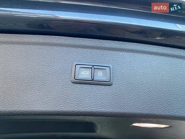 Синій Ауді Ку 5, об'ємом двигуна 2 л та пробігом 157 тис. км за 24900 $, фото 31 на Automoto.ua