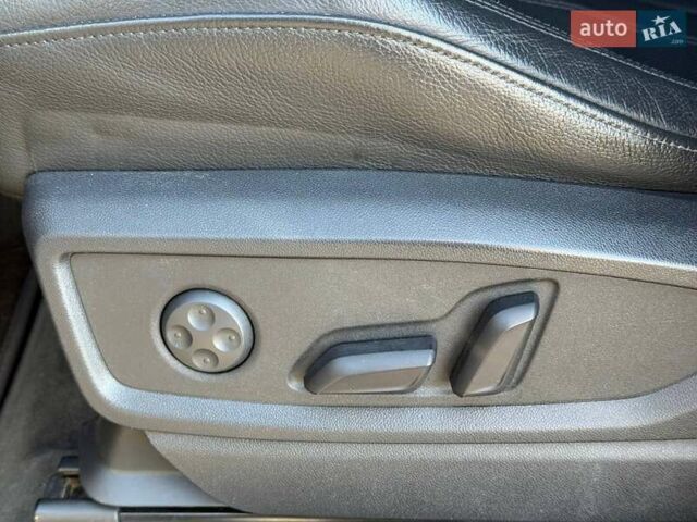 Синій Ауді Ку 5, об'ємом двигуна 1.98 л та пробігом 130 тис. км за 28000 $, фото 41 на Automoto.ua