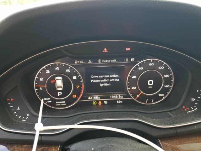 Синий Ауди Ку 5, объемом двигателя 0 л и пробегом 42 тыс. км за 8000 $, фото 8 на Automoto.ua