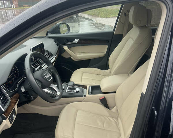 Синий Ауди Ку 5, объемом двигателя 2 л и пробегом 179 тыс. км за 23400 $, фото 9 на Automoto.ua