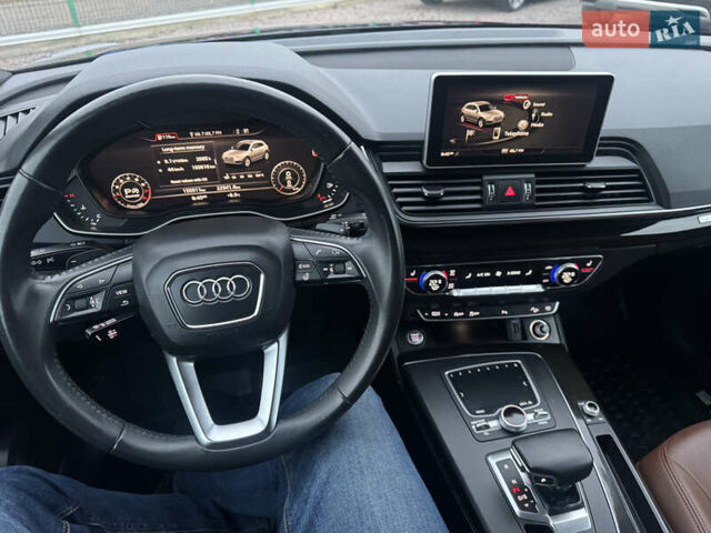 Синий Ауди Ку 5, объемом двигателя 2 л и пробегом 151 тыс. км за 23300 $, фото 23 на Automoto.ua