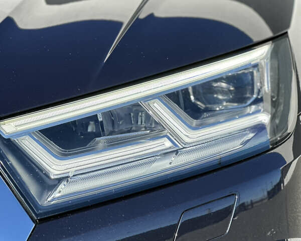 Синий Ауди Ку 5, объемом двигателя 1.97 л и пробегом 230 тыс. км за 27900 $, фото 14 на Automoto.ua