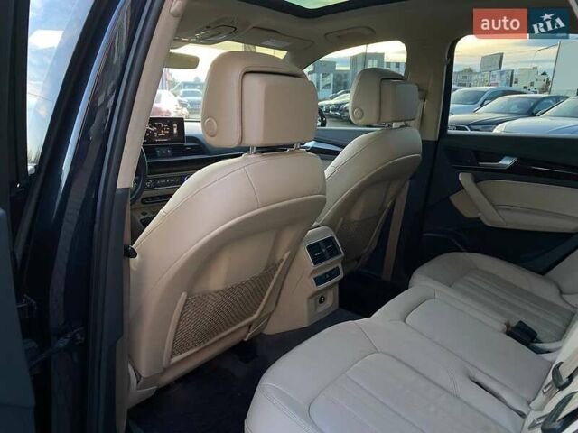 Синій Ауді Ку 5, об'ємом двигуна 2 л та пробігом 157 тис. км за 24900 $, фото 24 на Automoto.ua