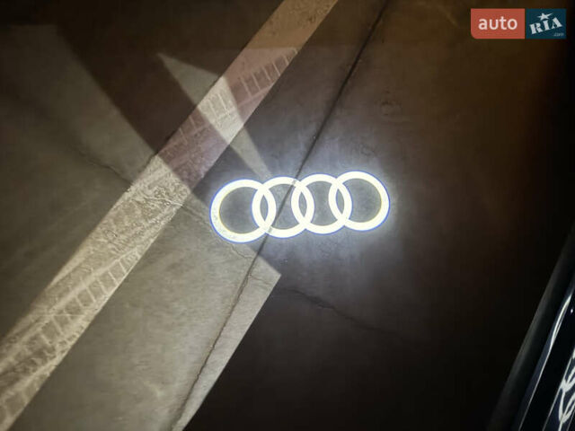 Синий Ауди Ку 5, объемом двигателя 1.98 л и пробегом 88 тыс. км за 30700 $, фото 29 на Automoto.ua