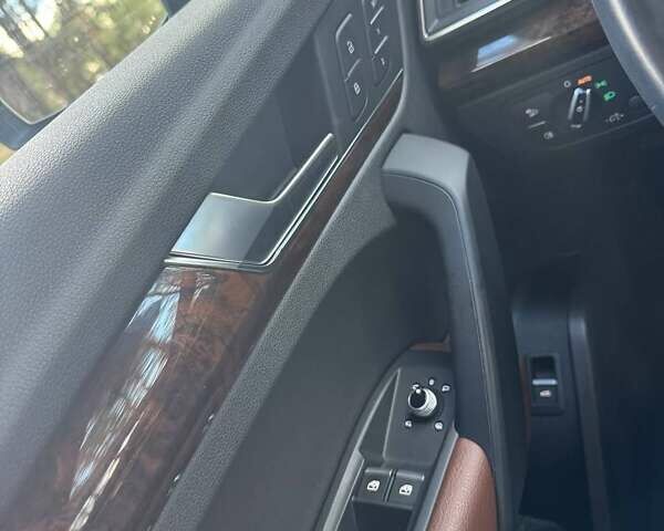 Синій Ауді Ку 5, об'ємом двигуна 1.98 л та пробігом 123 тис. км за 28500 $, фото 9 на Automoto.ua