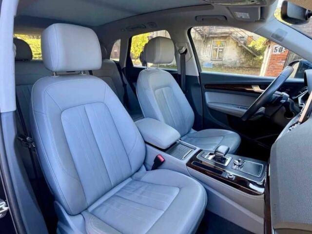 Синий Ауди Ку 5, объемом двигателя 2 л и пробегом 72 тыс. км за 14500 $, фото 5 на Automoto.ua