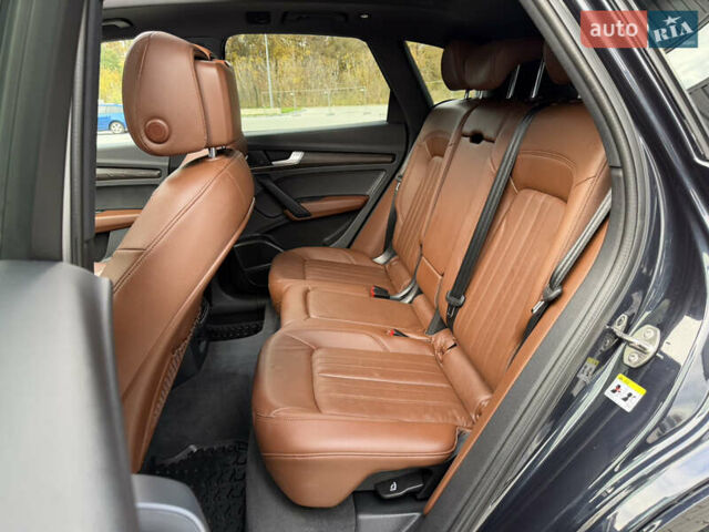 Синий Ауди Ку 5, объемом двигателя 2 л и пробегом 177 тыс. км за 24799 $, фото 58 на Automoto.ua