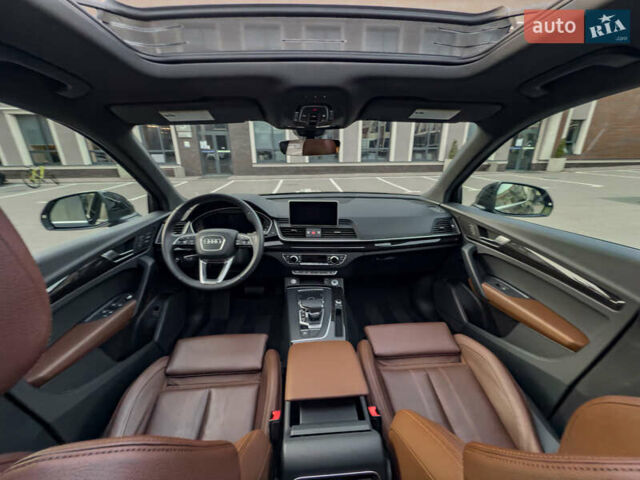 Синій Ауді Ку 5, об'ємом двигуна 2 л та пробігом 86 тис. км за 32999 $, фото 27 на Automoto.ua