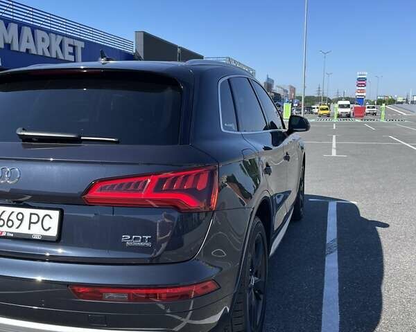 Синий Ауди Ку 5, объемом двигателя 1.98 л и пробегом 190 тыс. км за 26000 $, фото 13 на Automoto.ua