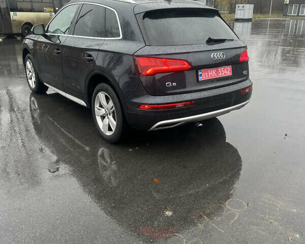 Синий Ауди Ку 5, объемом двигателя 2 л и пробегом 179 тыс. км за 23400 $, фото 3 на Automoto.ua