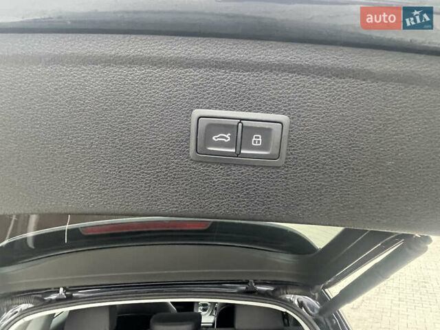 Синий Ауди Ку 5, объемом двигателя 1.98 л и пробегом 123 тыс. км за 24500 $, фото 30 на Automoto.ua