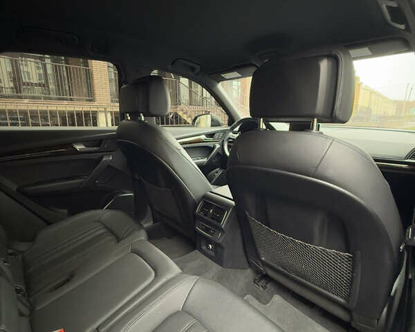 Синий Ауди Ку 5, объемом двигателя 1.98 л и пробегом 62 тыс. км за 26000 $, фото 39 на Automoto.ua