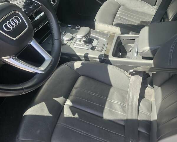Синий Ауди Ку 5, объемом двигателя 1.98 л и пробегом 89 тыс. км за 27000 $, фото 11 на Automoto.ua