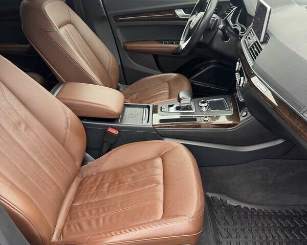 Синий Ауди Ку 5, объемом двигателя 1.98 л и пробегом 189 тыс. км за 22900 $, фото 22 на Automoto.ua