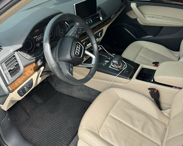 Синій Ауді Ку 5, об'ємом двигуна 1.98 л та пробігом 105 тис. км за 25800 $, фото 8 на Automoto.ua