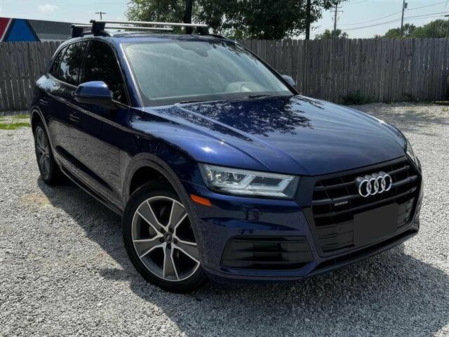 Синій Ауді Ку 5, об'ємом двигуна 2 л та пробігом 37 тис. км за 17800 $, фото 1 на Automoto.ua