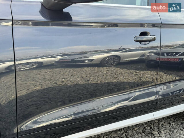 Синий Ауди Ку 5, объемом двигателя 2 л и пробегом 195 тыс. км за 22900 $, фото 9 на Automoto.ua