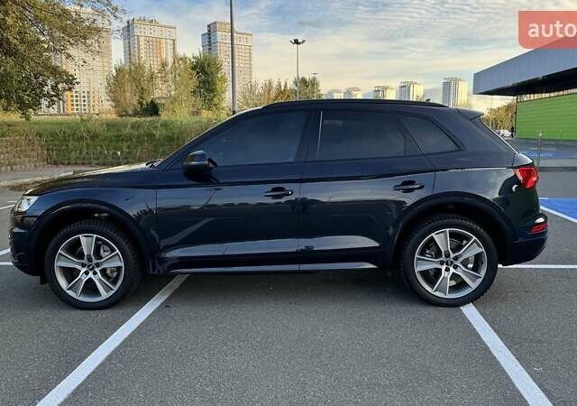 Синий Ауди Ку 5, объемом двигателя 1.98 л и пробегом 77 тыс. км за 31800 $, фото 4 на Automoto.ua