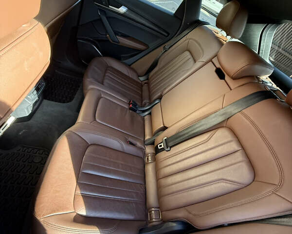 Синій Ауді Ку 5, об'ємом двигуна 0 л та пробігом 88 тис. км за 28000 $, фото 20 на Automoto.ua