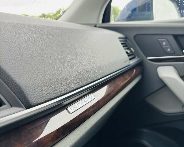 Синий Ауди Ку 5, объемом двигателя 1.98 л и пробегом 109 тыс. км за 28800 $, фото 26 на Automoto.ua