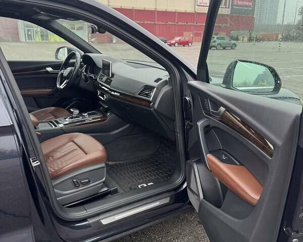 Синій Ауді Ку 5, об'ємом двигуна 1.98 л та пробігом 189 тис. км за 24900 $, фото 29 на Automoto.ua