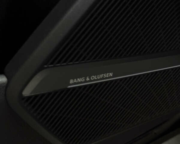 Синій Ауді Ку 5, об'ємом двигуна 2 л та пробігом 125 тис. км за 28000 $, фото 11 на Automoto.ua