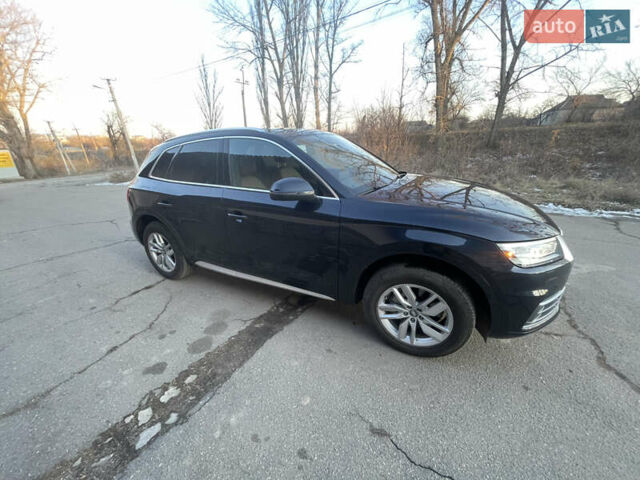 Синий Ауди Ку 5, объемом двигателя 2 л и пробегом 9 тыс. км за 22900 $, фото 5 на Automoto.ua