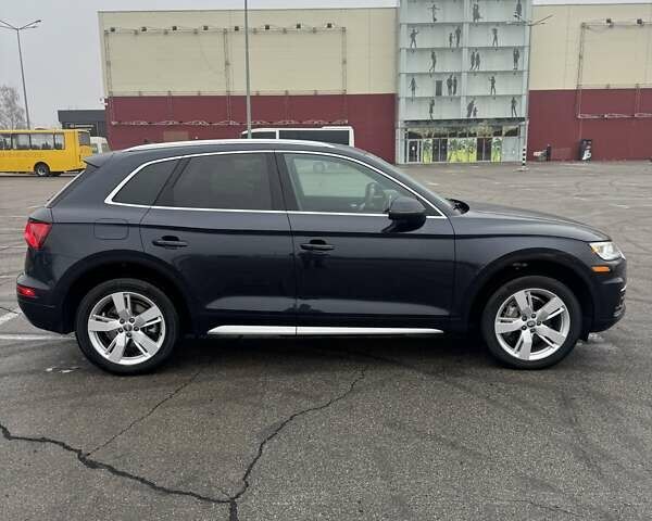 Синій Ауді Ку 5, об'ємом двигуна 1.98 л та пробігом 189 тис. км за 24900 $, фото 9 на Automoto.ua