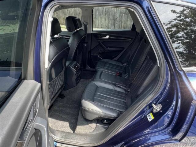 Синій Ауді Ку 5, об'ємом двигуна 2 л та пробігом 37 тис. км за 17800 $, фото 9 на Automoto.ua