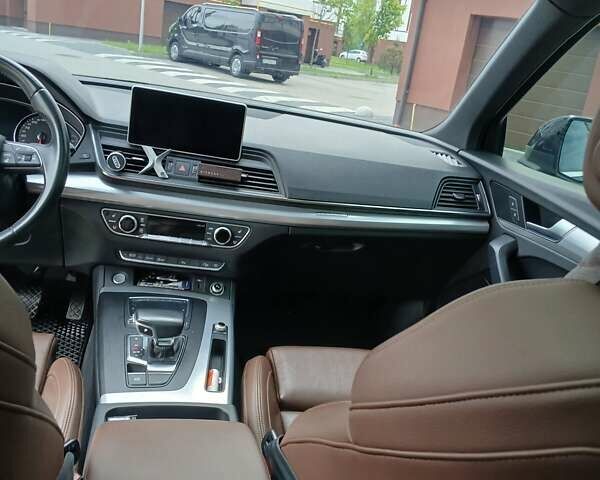 Синий Ауди Ку 5, объемом двигателя 2 л и пробегом 116 тыс. км за 23500 $, фото 18 на Automoto.ua