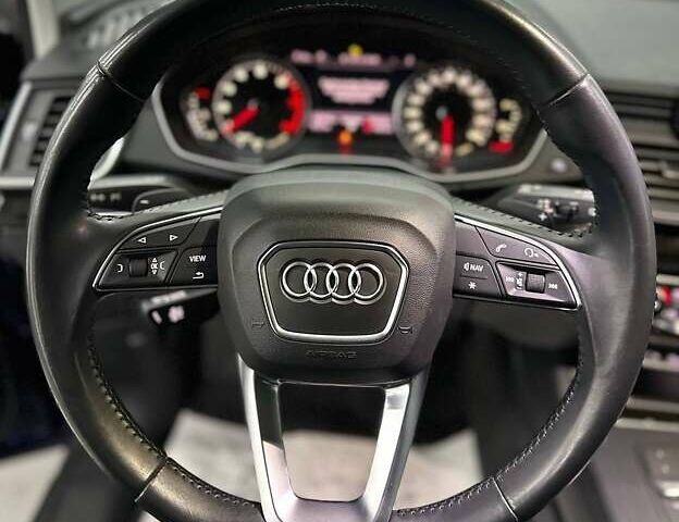 Ауди Ку 5 2019 в Каменское - Днепродзержинск на Automoto.ua Синий Ауди Ку 5, объемом двигателя 2 л и пробегом 92 тыс. км за 21499 $, фото 12 на Automoto.ua