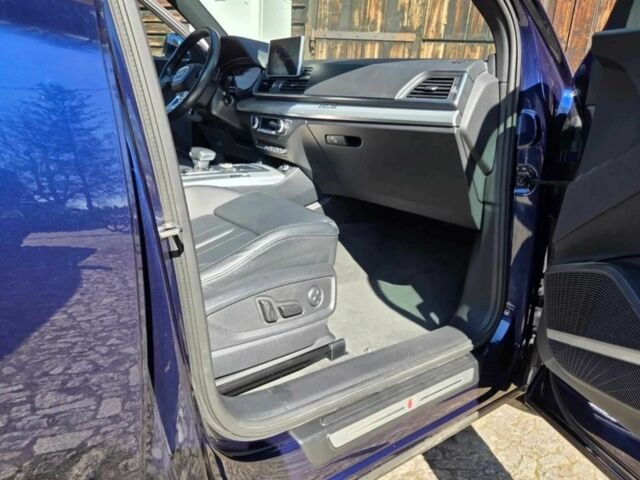 Синий Ауди Ку 5, объемом двигателя 2 л и пробегом 73 тыс. км за 18000 $, фото 10 на Automoto.ua