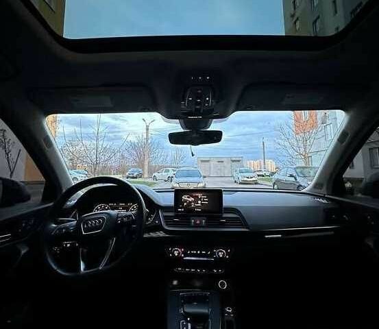 Синий Ауди Ку 5, объемом двигателя 2 л и пробегом 105 тыс. км за 19000 $, фото 9 на Automoto.ua