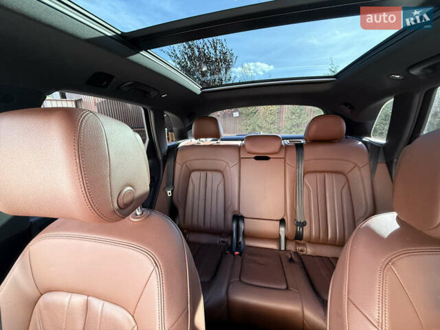 Синій Ауді Ку 5, об'ємом двигуна 0 л та пробігом 88 тис. км за 28000 $, фото 25 на Automoto.ua