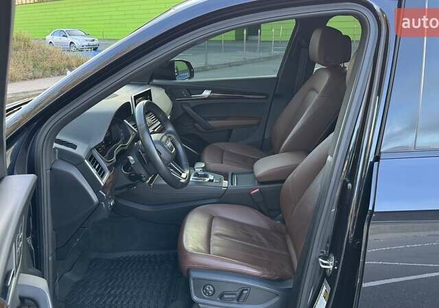 Синий Ауди Ку 5, объемом двигателя 1.98 л и пробегом 77 тыс. км за 31800 $, фото 21 на Automoto.ua