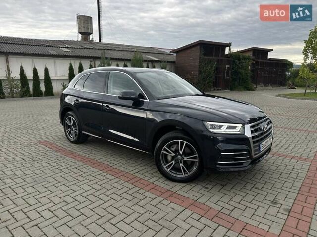 Синій Ауді Ку 5, об'ємом двигуна 1.98 л та пробігом 66 тис. км за 40300 $, фото 2 на Automoto.ua