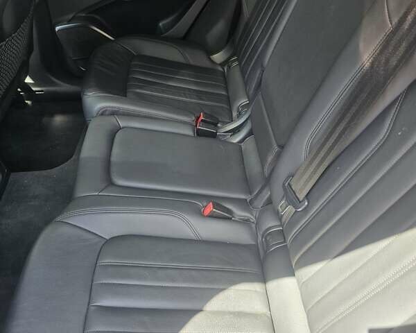 Синий Ауди Ку 5, объемом двигателя 1.98 л и пробегом 89 тыс. км за 27000 $, фото 6 на Automoto.ua
